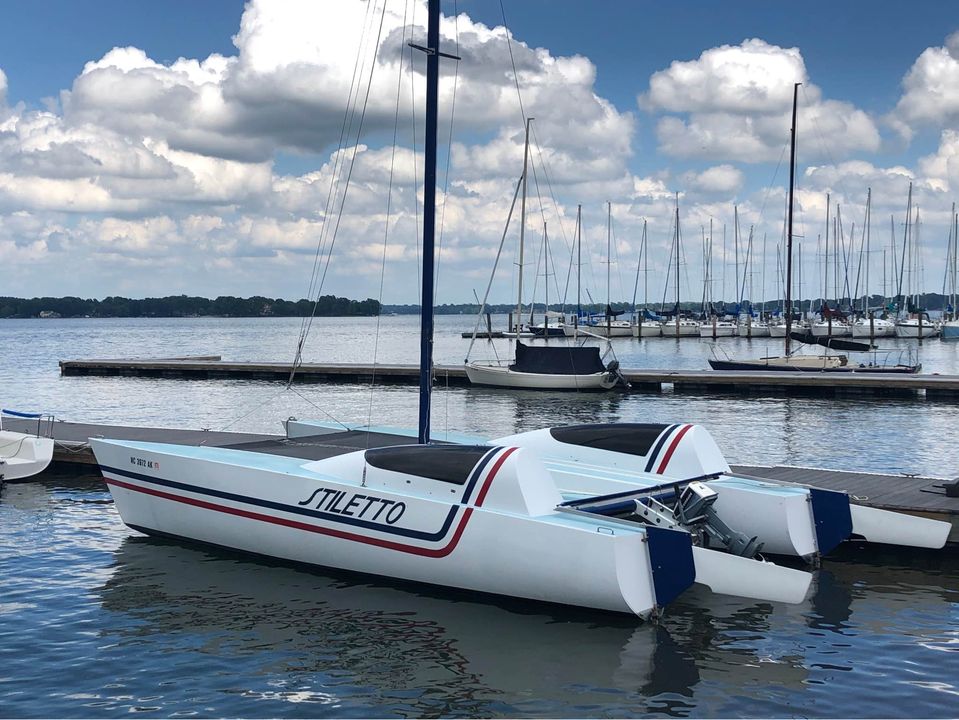 27 foot stiletto catamaran